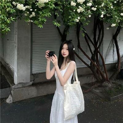 歌声欢唱的树